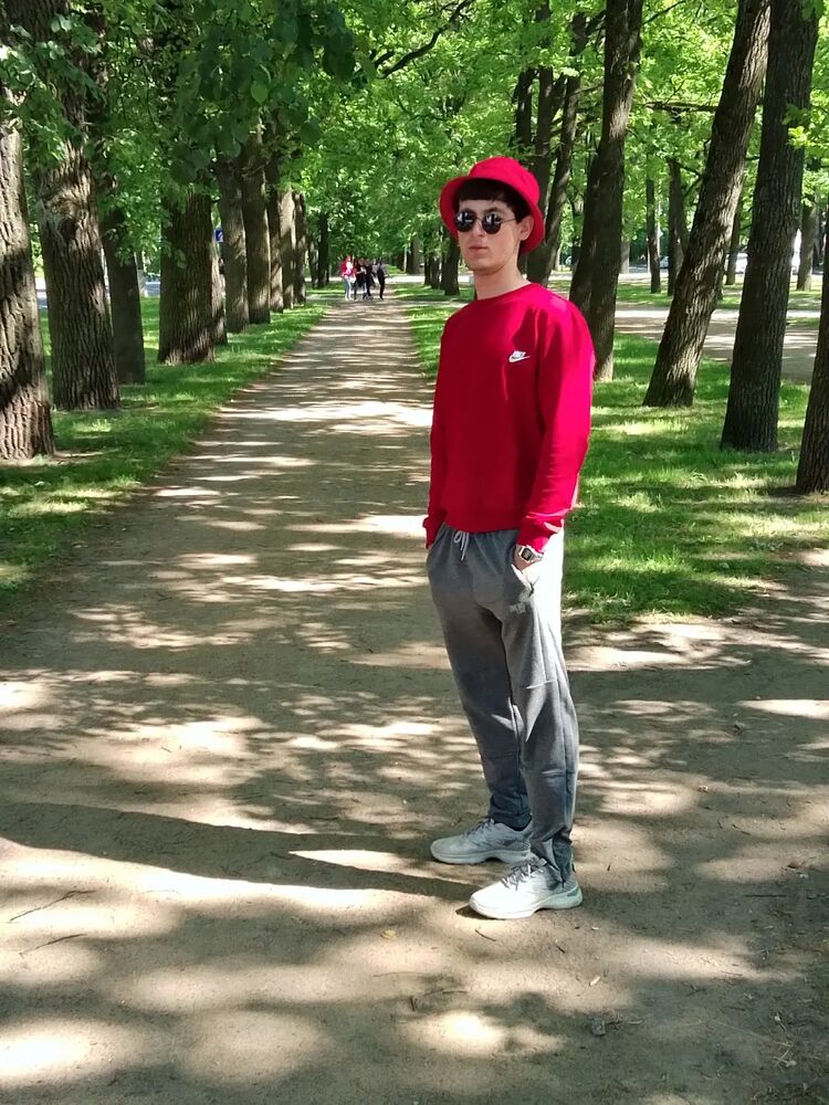  43467820  , 24 ,    -