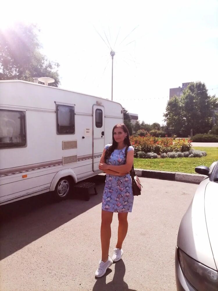  27699380  Lena, 32 ,    --