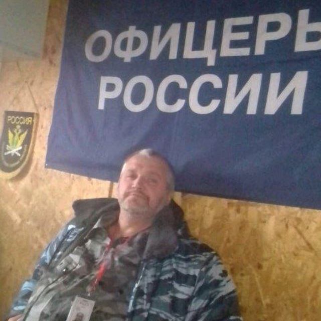  33357410  , 52 ,    