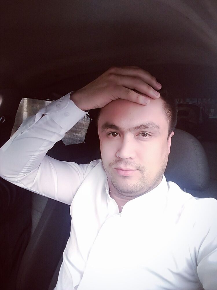  22235240  Zuhriddin, 33 ,    