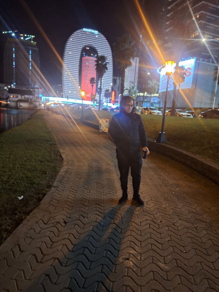  ,   Roma, 33 ,   ,   