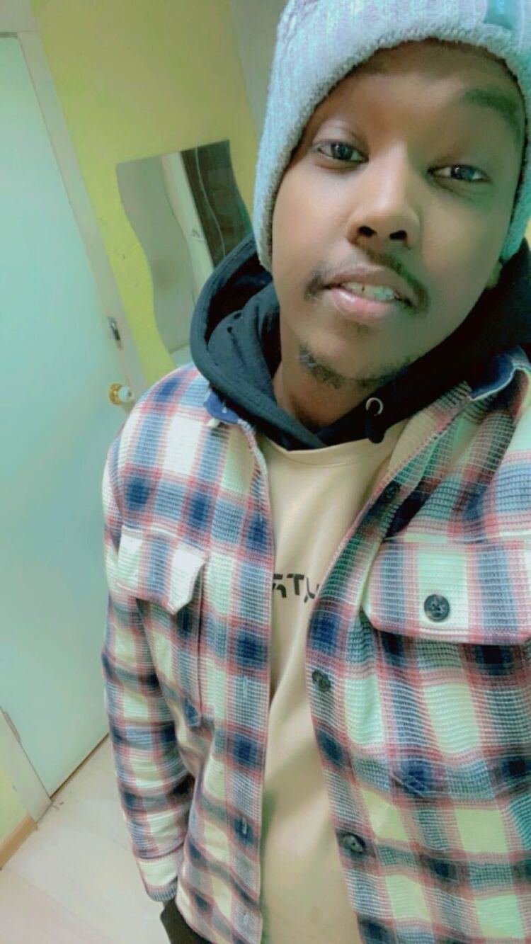  42863410  Wizlii, 31 ,    