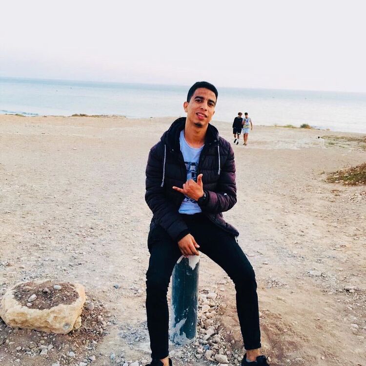 ���� 23510180 ������� Hakim, 32 ����, ���� ���������� � ������