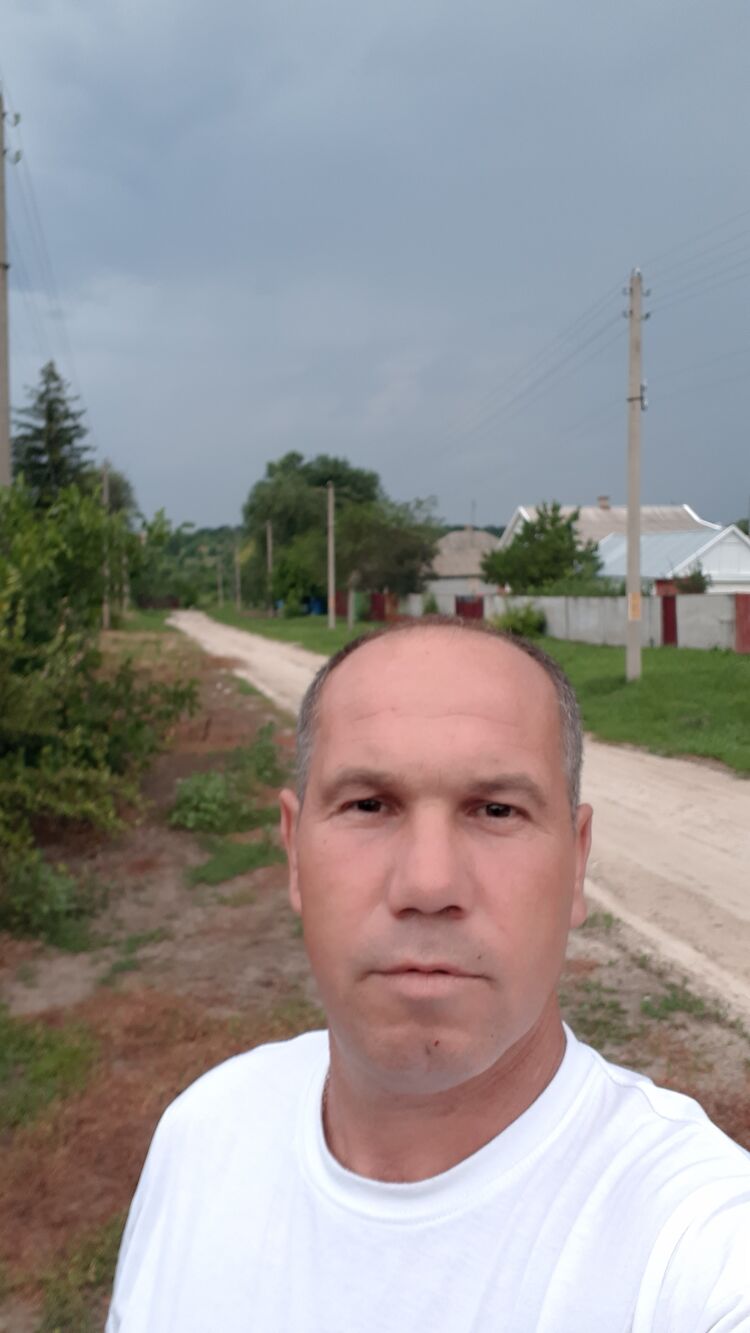 37187490  , 46 ,    