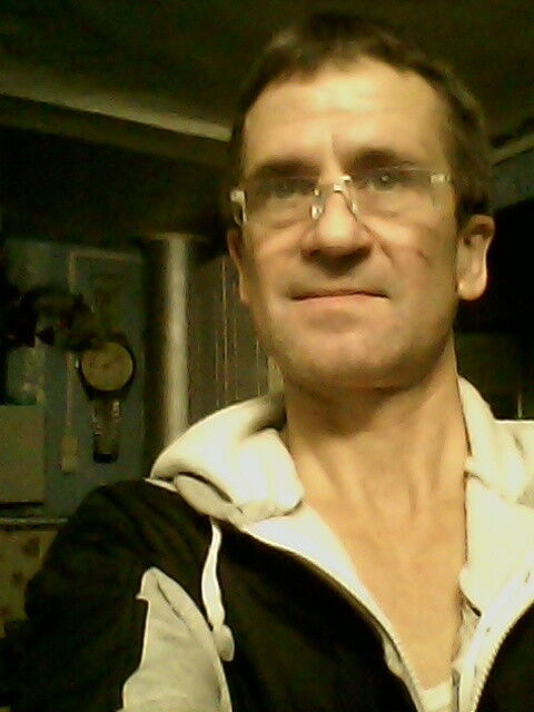  5399910  Sergei, 63 ,    