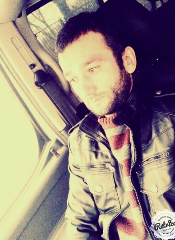  36148240  Rasim, 41 ,    