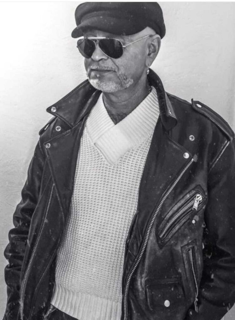  ,   Serg, 60 ,   ,   , c 