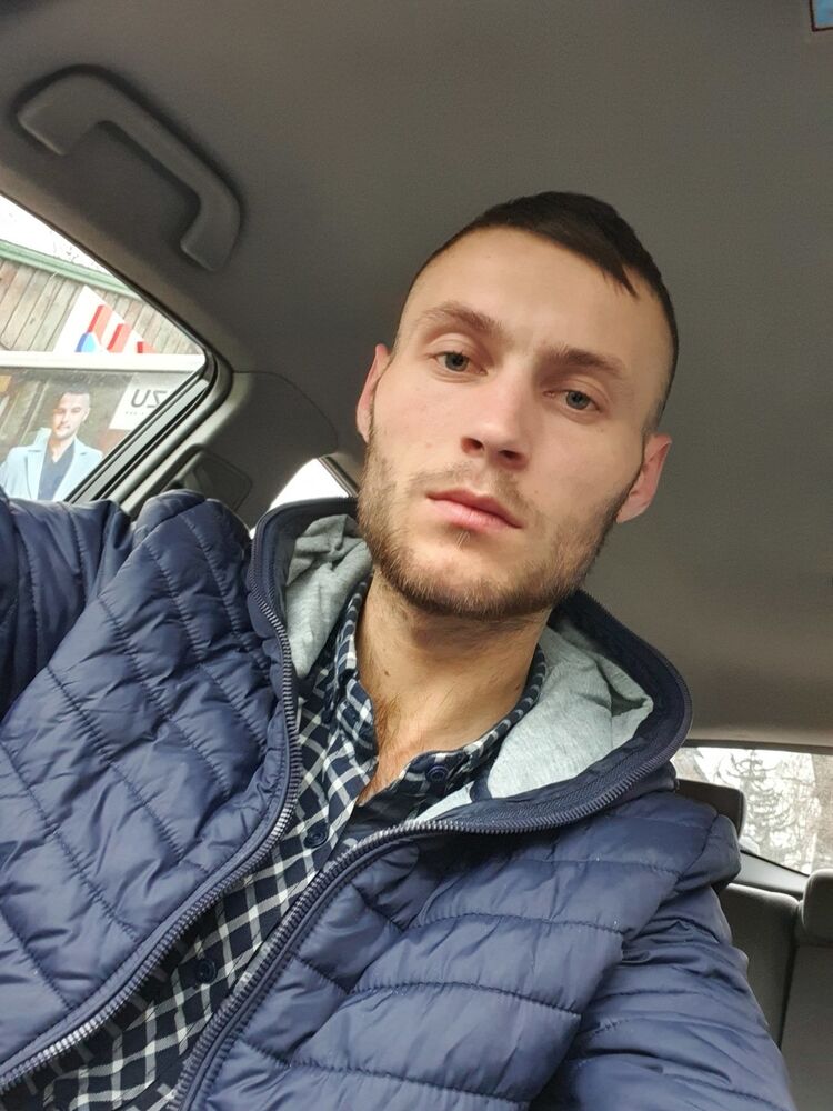 ,   Vladik, 30 ,   