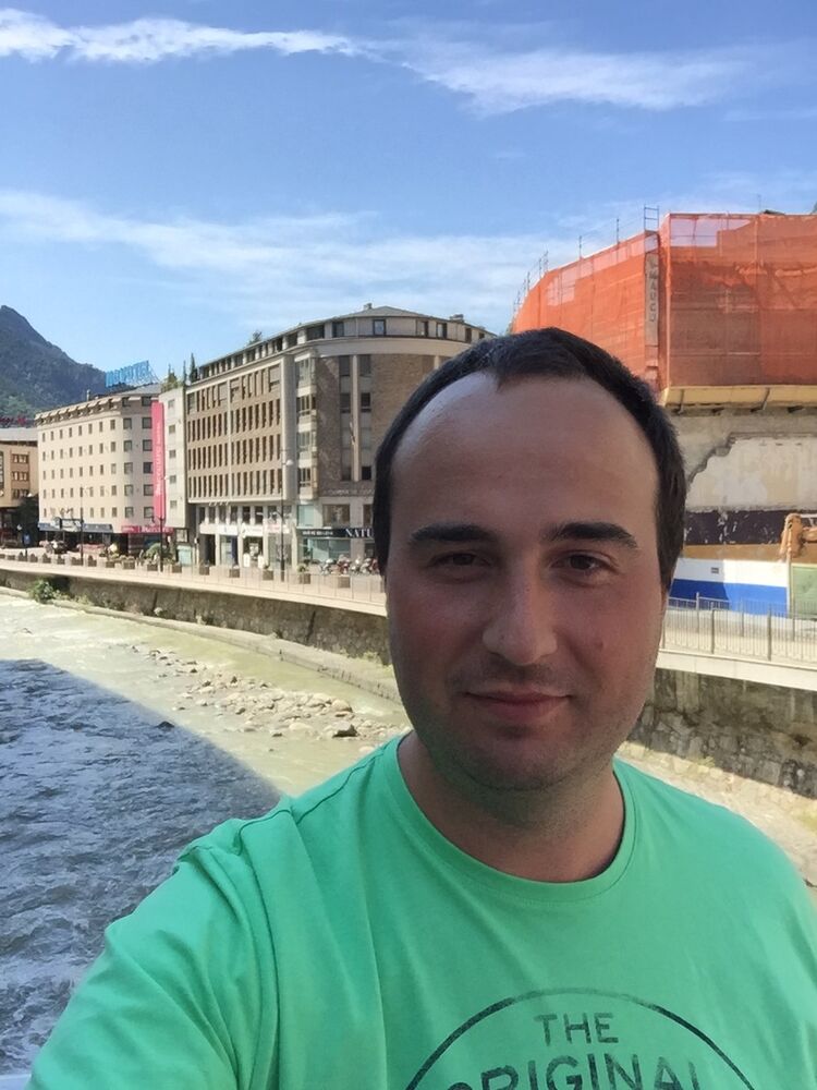  ,   Evgeny Bo, 38 ,  