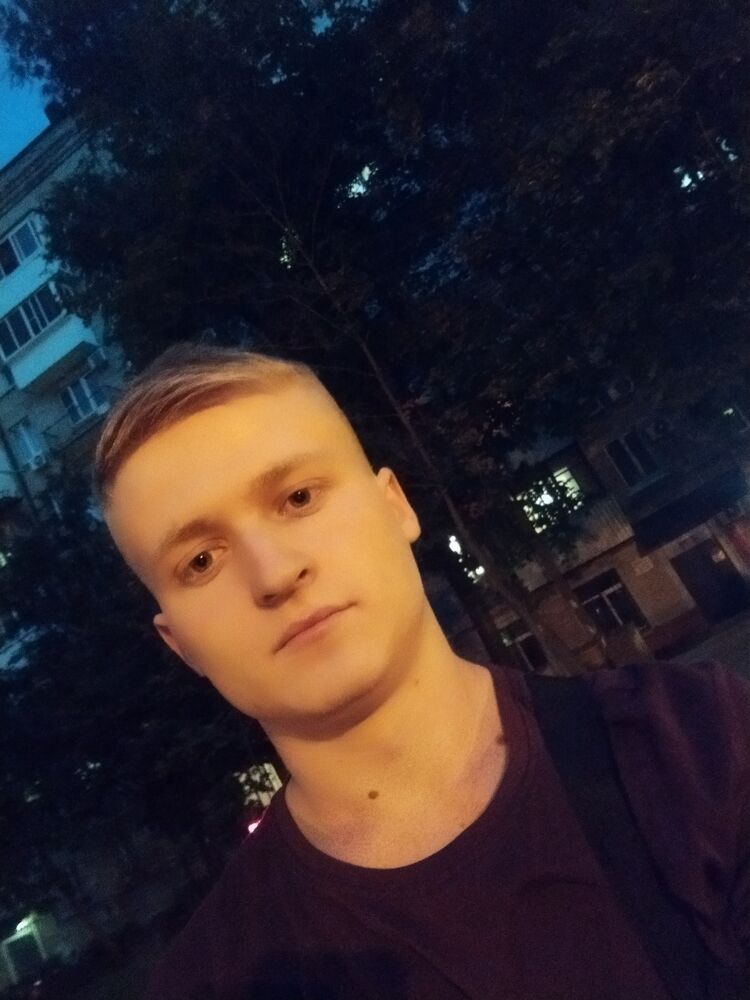  38938750  Alexander, 25 ,    --
