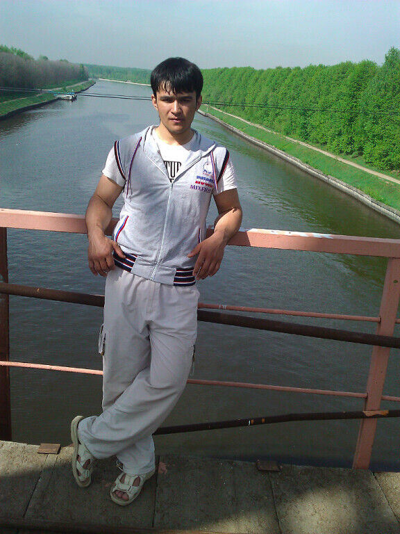  48921060  Nuriddin, 33 ,    