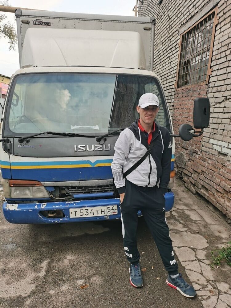  21256530  , 42 ,    