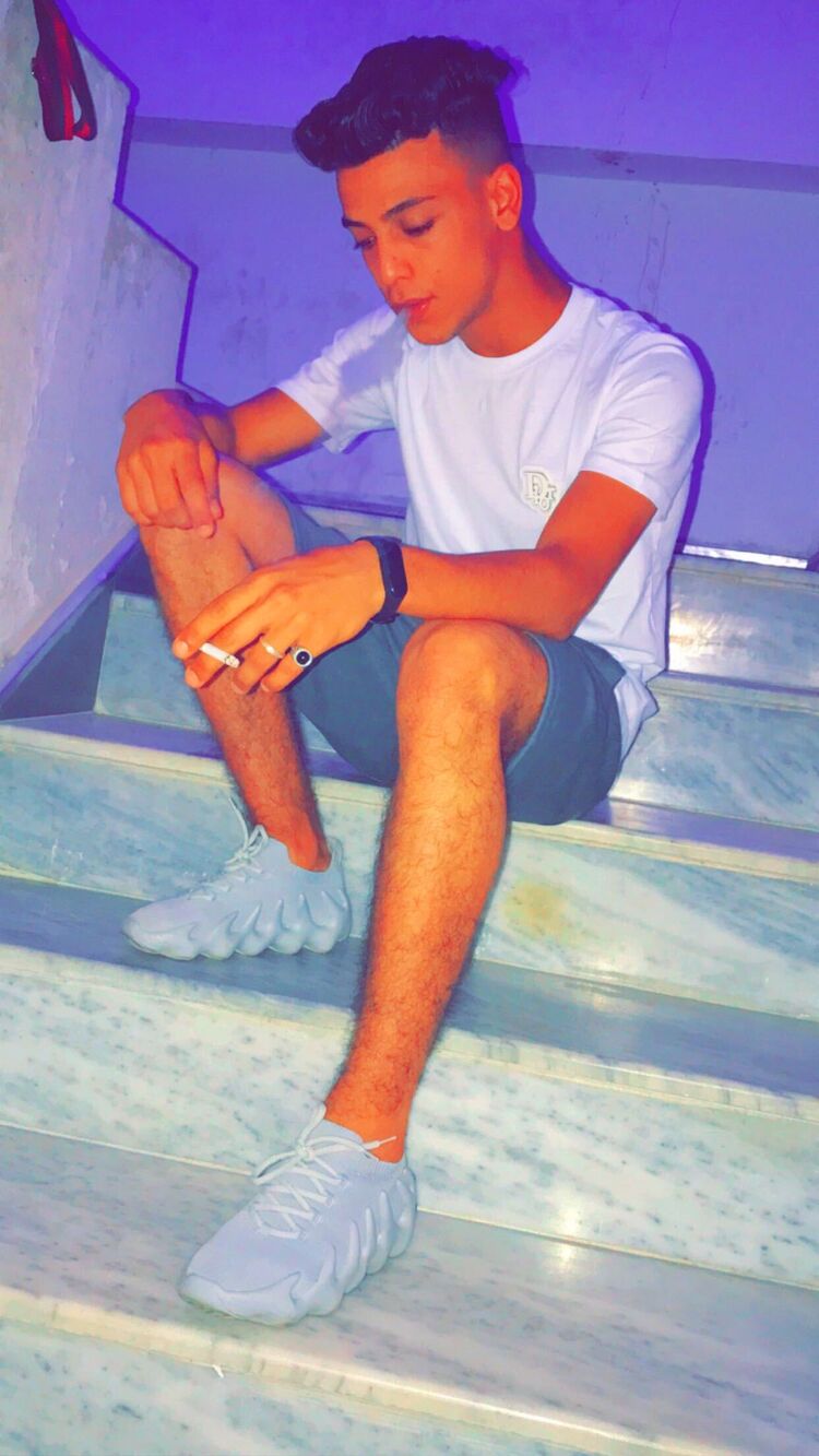  Algiers,   Khaled, 22 ,   ,   