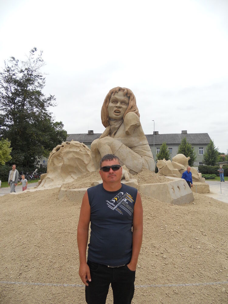  ,   Grantis, 42 ,     , c 