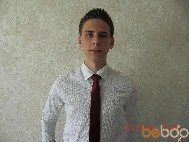  ,   Pavel, 32 ,     , c 