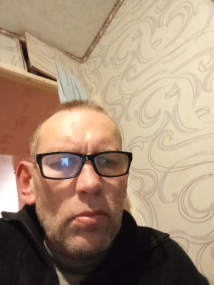 45885880  Sergey, 53 ,    