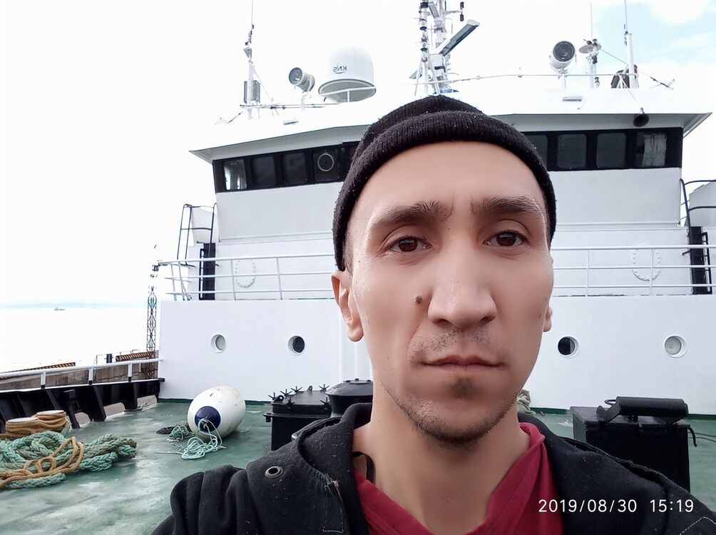  ,   Farxad, 38 ,  