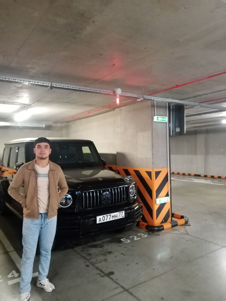  24144070  Xumoyun, 27 ,     