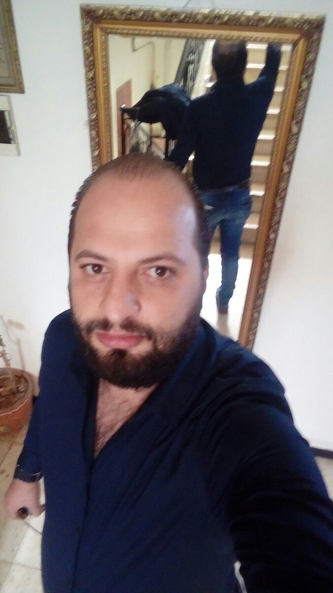  Algiers,   Hakim, 42 ,   ,   , c 