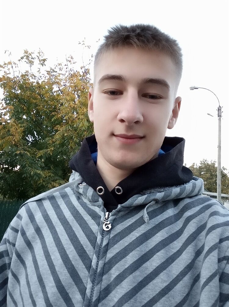  14280740  Tomas, 25 ,    