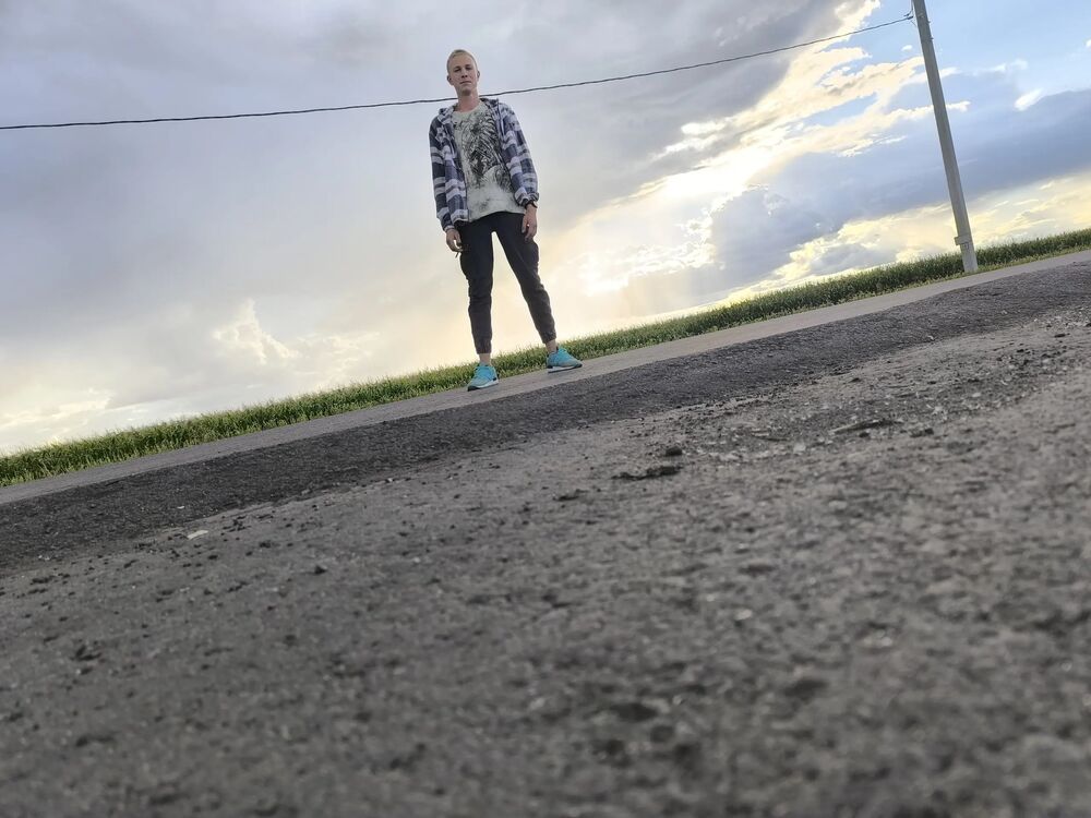  54466270  Daniil, 22 ,    