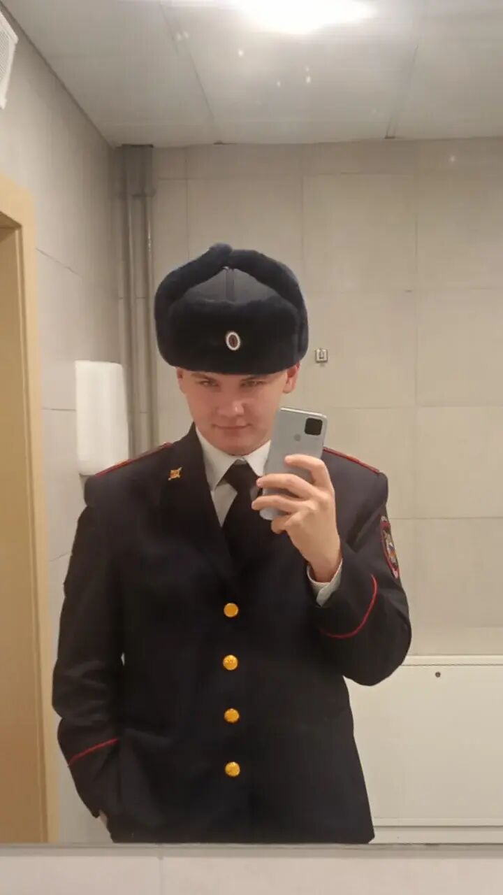  39912460  , 23 ,    