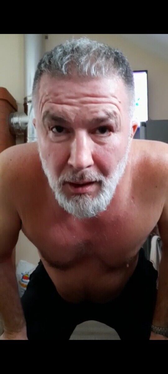  22527730  Alexander, 62 ,    