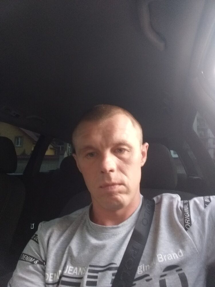  ,   Andrij, 42 ,   