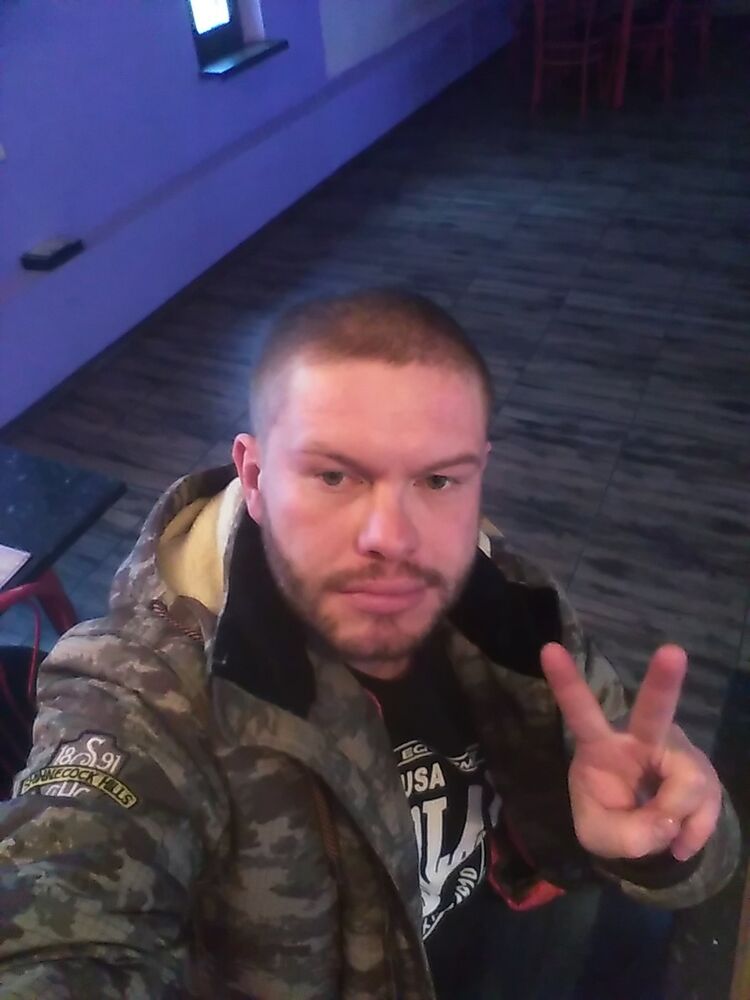  ,   Sergei, 40 ,   
