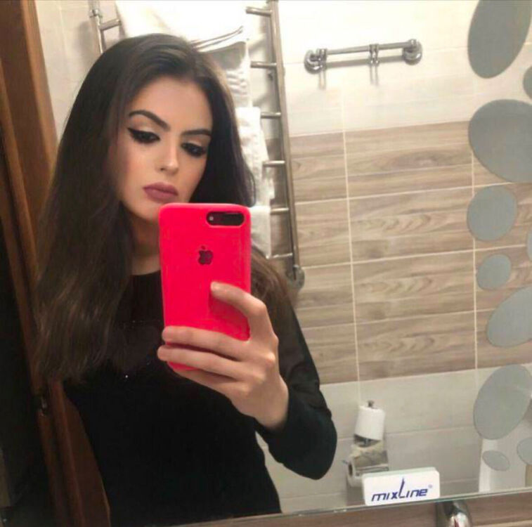  47758260  , 21 ,    