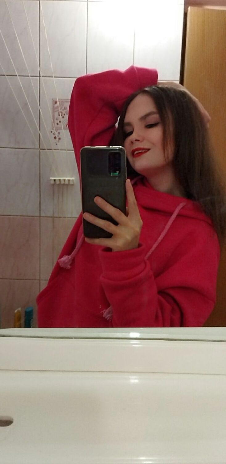  44165180  , 22 ,    