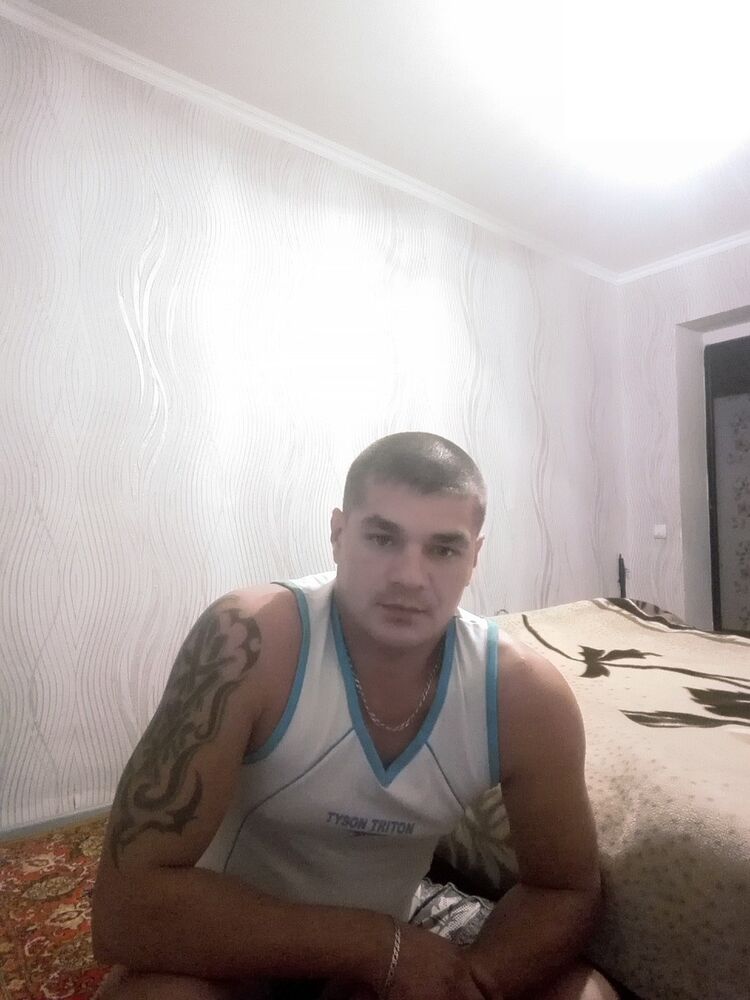  10884370  , 41 ,    