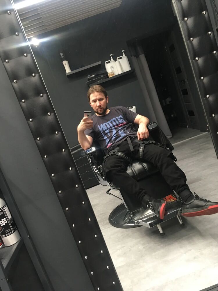  30338310  , 37 ,    