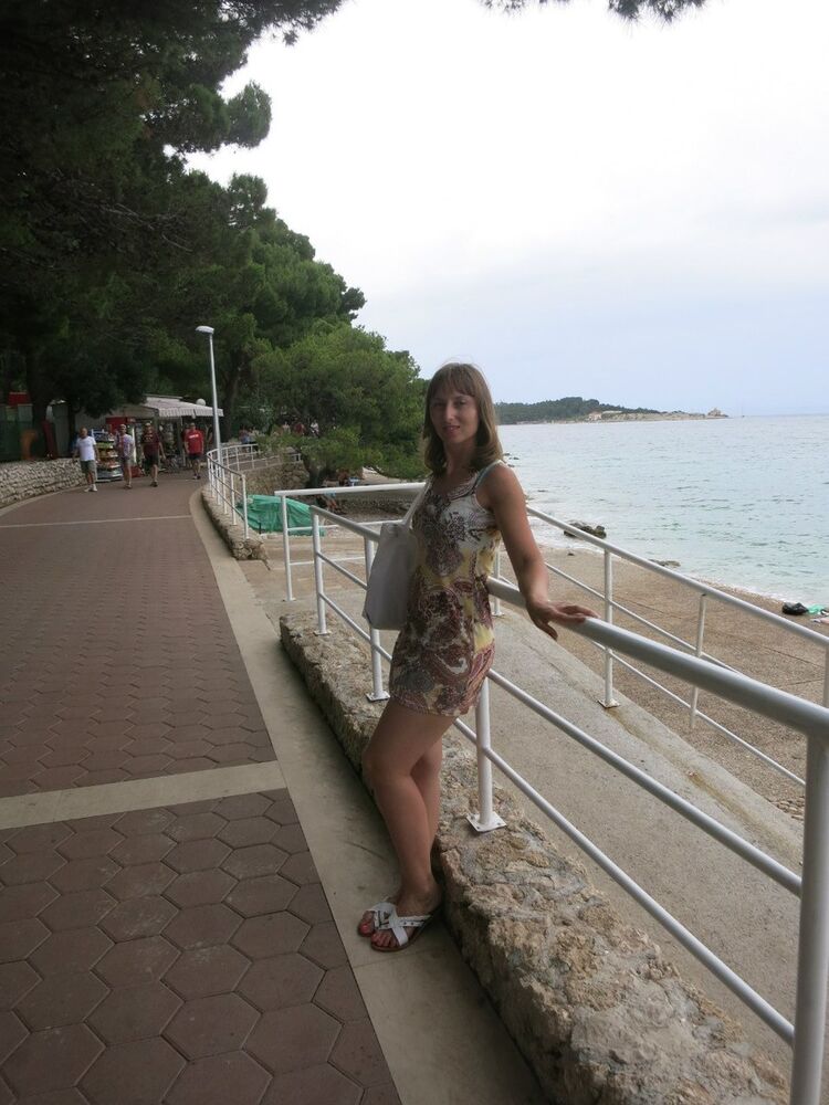  ,   Sveta, 44 ,  