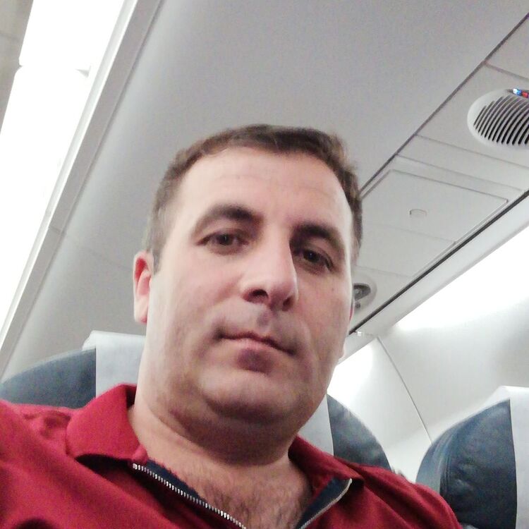  ,   Nihat, 43 ,     , c 
