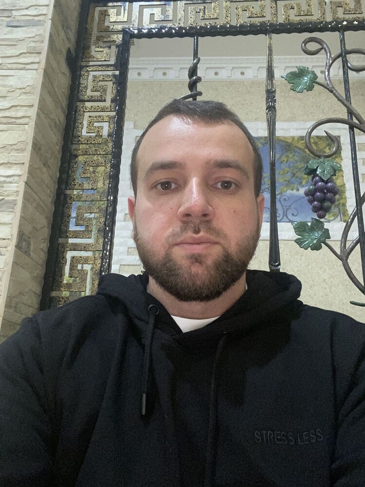  40394670  , 35 ,    