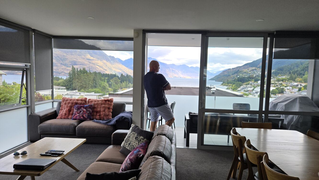  52982390  , 54 ,    -