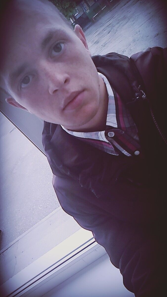  9537150  Vadim, 27 ,    