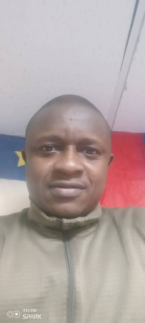  ,   Sandrin, 24 ,   ,   