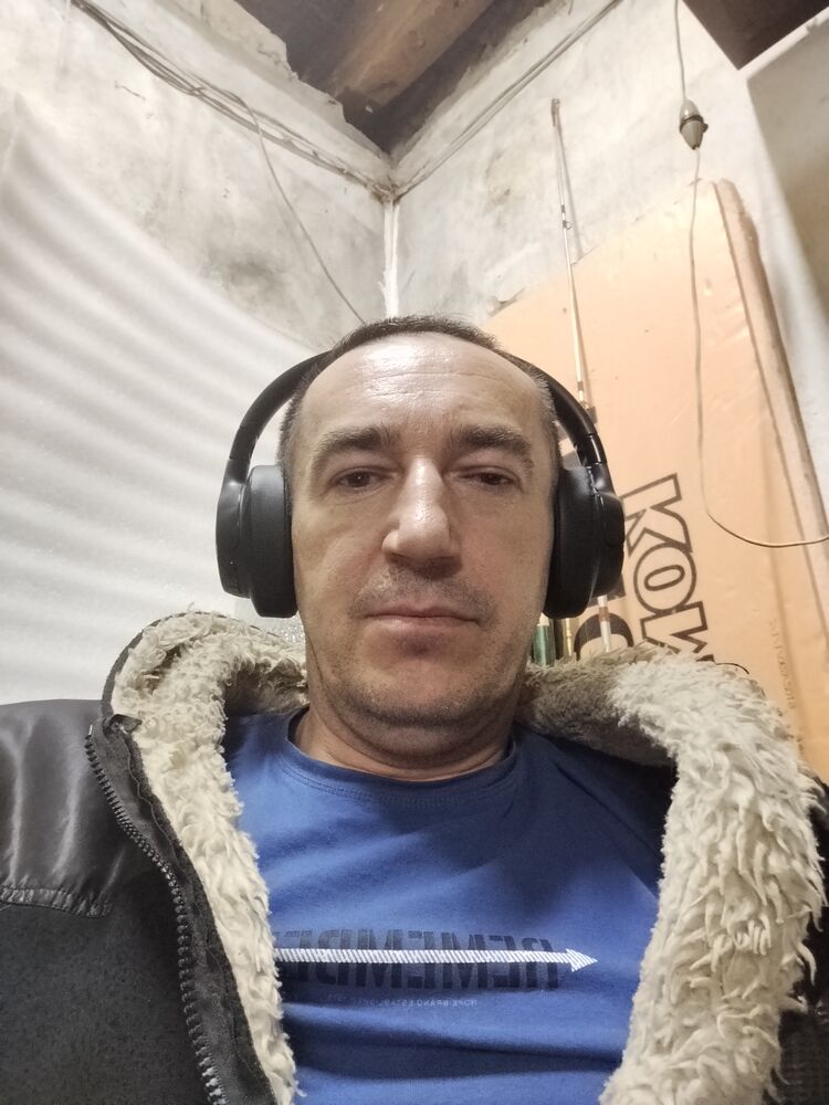  51843140  Nikolay, 42 ,    