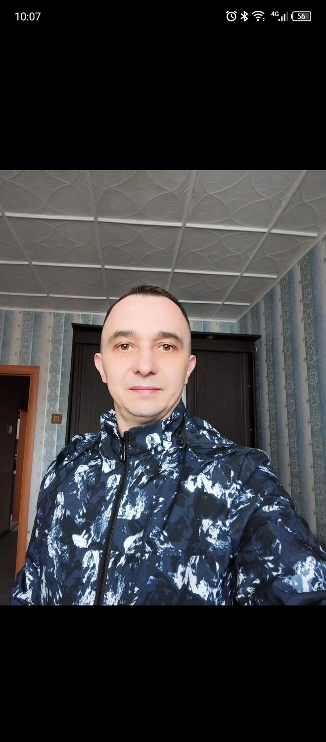  ,   Viktor, 44 ,     , c 