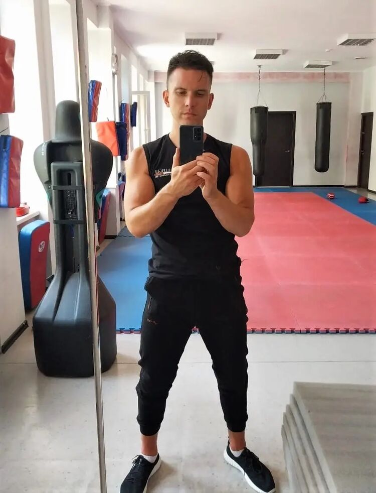  ,   Mikhail, 33 ,   ,   , 