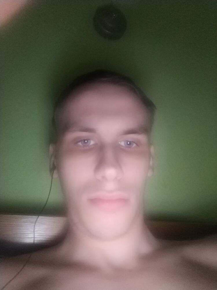  32731270  , 23 ,    