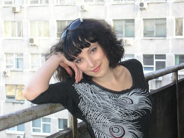  6715770  Viki, 38 ,    