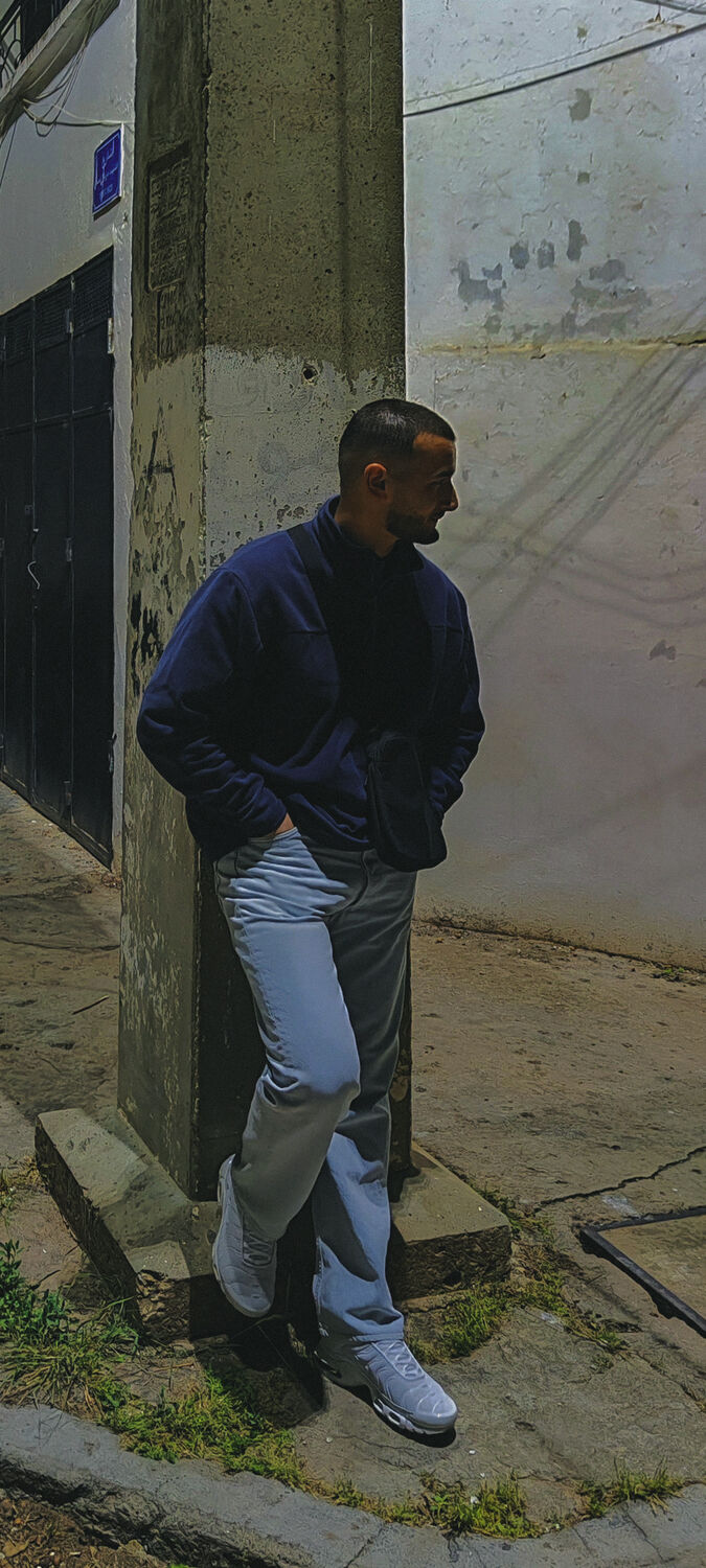  51619190  Reda Manseur, 28 ,    