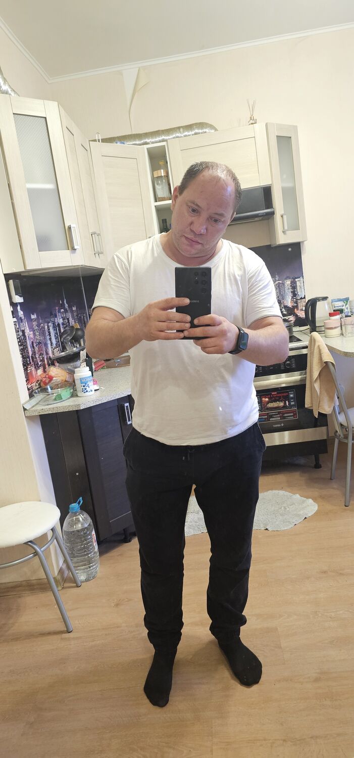  52613290  Vitalikken, 39 ,    