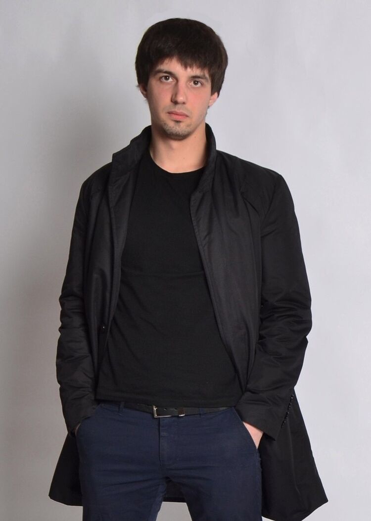 ���� 7951000 ������� ���������, 33 ����, ���� ���������� � ��������