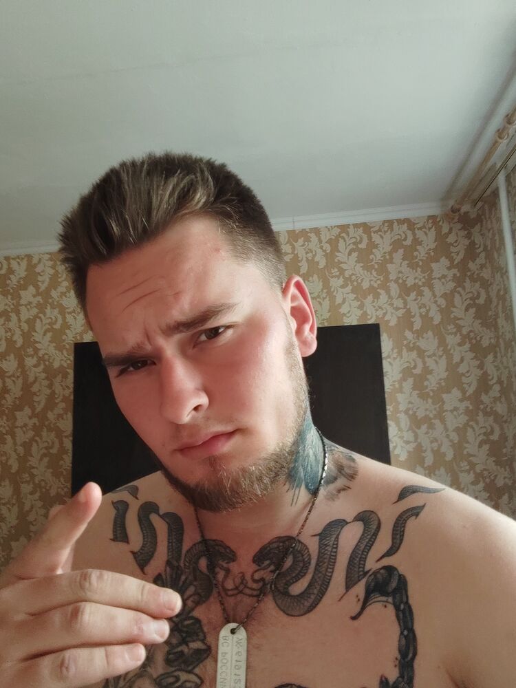 34497680  Pavel, 27 ,    
