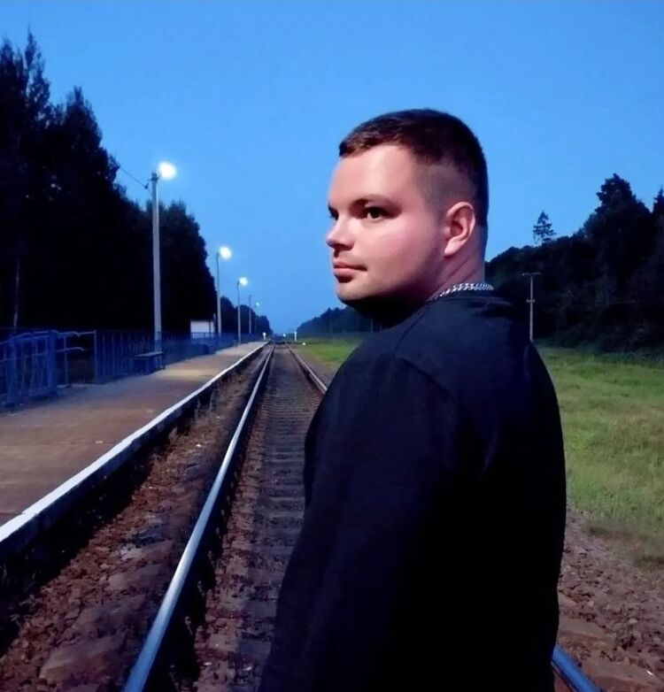  53893030  Oleg, 30 ,    