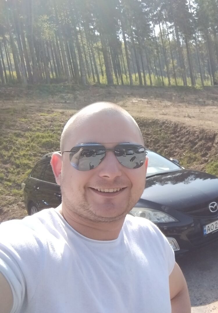  45870900  Kris, 31 ,    Praha